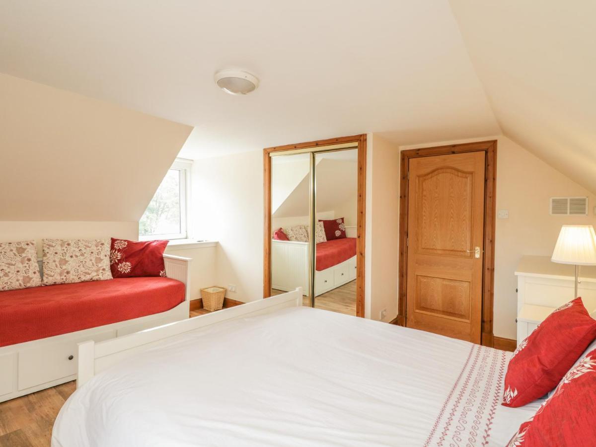 10 Monarch Country Apartments Newtonmore Buitenkant foto